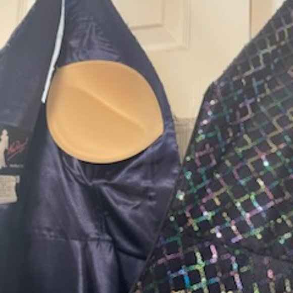 Iridescent Black Formal Dress, Size 20 from Glory Prom - Picture 11 of 16